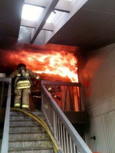 tuzoltok-a-hosok-004